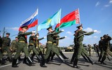 [ẢNH] Ông Lukashenko: Toàn bộ Quân khu phía Tây Nga sẽ hỗ trợ Belarus nếu xảy ra xung đột