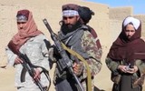 [ẢNH] Tiểu đoàn chuyên đánh bom tự sát của Taliban áp sát biên giới Tajikistan