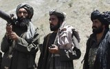 [ẢNH] Tiểu đoàn chuyên đánh bom tự sát của Taliban áp sát biên giới Tajikistan