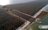 [ẢNH] Ba Lan muốn 'giáng một đòn kinh tế vào Nga' thông qua kênh Baltic Spit