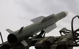 Syria điều xe tăng T-90 ra tiền tuyến, sẵn sàng đối đầu Quân đội Thổ Nhĩ Kỳ