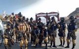 Chán vũ khí Mỹ, đặc nhiệm Badri 313 của Taliban quay lại dùng AK-47