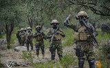 Chán vũ khí Mỹ, đặc nhiệm Badri 313 của Taliban quay lại dùng AK-47