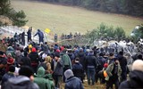 Xe tăng Nga xuất hiện ở biên giới Belarus - Ba Lan khi căng thẳng leo thang?