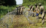Xe tăng Nga xuất hiện ở biên giới Belarus - Ba Lan khi căng thẳng leo thang?
