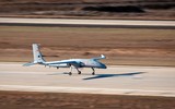 Quân đội Ukraine tấn công Donbass bằng UAV Akinci mạnh vượt trội Bayraktar TB2
