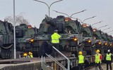 Hàng chục pháo tự hành tiên tiến nhất của Mỹ áp sát biên giới gây áp lực lên Nga và Belarus