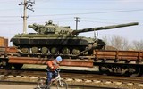 Tiểu đoàn xe tăng Ukraine âm thầm áp sát Donbass, chuẩn bị tổng tấn công?