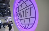 Vì sao Nga bình tĩnh đến ngạc nhiên trước nguy cơ bị cắt kết nối SWIFT?