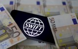 Vì sao Nga bình tĩnh đến ngạc nhiên trước nguy cơ bị cắt kết nối SWIFT?