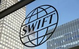 Vì sao Nga bình tĩnh đến ngạc nhiên trước nguy cơ bị cắt kết nối SWIFT?