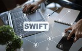 Vì sao Nga bình tĩnh đến ngạc nhiên trước nguy cơ bị cắt kết nối SWIFT?