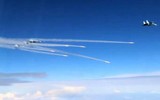 Biên đội tiêm kích Su-30SM Nga gây ấn tượng mạnh với màn 'thị uy tên lửa'