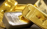 Thế giới bán tháo đồng USD, tích trữ vàng, do căng thẳng quan hệ Mỹ- Nga