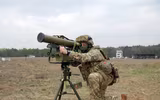 Quân đội Ukraine đang sử dụng mô hình thay cho vũ khí thật