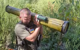 Quân đội Ukraine đang sử dụng mô hình thay cho vũ khí thật