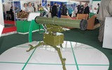 Quân đội Ukraine đang sử dụng mô hình thay cho vũ khí thật