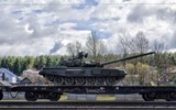 Nga điều động ồ ạt xe tăng T-90A và T-80BVM tới biên giới Ukraine