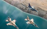 Không quân Israel tấn công dữ dội sau khi tên lửa Syria bay vượt biên giới