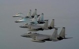 Yếu tố nào giúp tiêm kích Su-30 Nga 'chiến thắng' F-15 Mỹ trên... 4 châu lục?