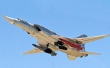 Tu-22M3 của Nga khiến hạm đội NATO hoảng sợ bằng tên lửa Kh-32
