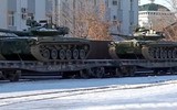 Vũ khí hạng nặng tối tân của Nga bất ngờ lại ồ ạt đổ về biên giới Ukraine