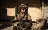 Quân dự bị Ukraine sẵn sàng gieo ác mộng cho 'dân quân' miền Đông hay buông bỏ súng?
