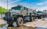 Tổ hợp phun lửa hạng nặng TOS-2 Tosochka chuẩn bị tham chiến tại Ukraine