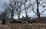Xe tăng hàng hiếm T-80UE1 của Nga tham chiến tại Ukraine