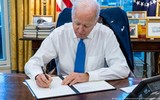 Mỹ đang gửi hàng loạt máy bay không người lái và tên lửa tới Ukraine