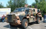 Australia thần tốc giao thiết giáp Bushmaster cho Ukraine