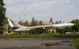 Oanh tạc cơ huyền thoại Tu-16 tiếp tục là 'quái vật bầu trời' sau.. 70 năm ra đời