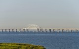 Nga đáp trả mạnh mẽ nếu Ukraine tấn công cầu Crimea