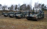 Ba Lan bí mật cung cấp 3 khẩu đội pháo tự hành Krab '5 cha 3 mẹ' cho Ukraine