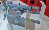 Bom dẫn đường Bozok của UAV Bayraktar TB2 sẽ gây ác mộng cho quân Nga?