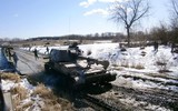 Chiến xa bộ binh BMP-3 Nga tan nát sau phát bắn của pháo 152 mm Ukraine?