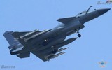 Chuyện gì sẽ xảy ra khi tiêm kích J-10C Trung Quốc đối đầu F-22A Raptor Mỹ?