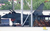Chuyện gì sẽ xảy ra khi tiêm kích J-10C Trung Quốc đối đầu F-22A Raptor Mỹ?