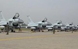 Chuyện gì sẽ xảy ra khi tiêm kích J-10C Trung Quốc đối đầu F-22A Raptor Mỹ?