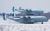 Vận tải cơ An-22 Antey 'quý hiếm' của Nga đưa hàng hóa bí mật tới Belarus