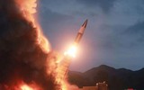 Trong khi Ukraine mơ về tên lửa ATACMS thì Triều Tiên chế tạo 'bản sao' vượt trội