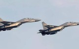 Tiêm kích J-16 'mạnh vượt trội Su-35' của Trung Quốc áp sát đảo Đài Loan