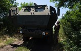 Ukraine khiến Nga tốn cả chục tên lửa Kalibr để tiêu diệt mô hình HIMARS bằng gỗ?
