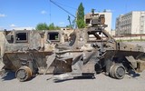 Quân đội Ukraine bị tổn thất nặng nề khi dùng xe bọc thép NATO cung cấp