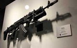 Nhà máy Kalashnikov tại Ấn Độ bắt đầu sản xuất hàng loạt súng trường AK-203