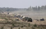 Ukraine lo ngại khi đoàn thiết giáp Belarus với ký hiệu lạ áp sát biên giới