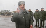 Ukraine lo ngại khi đoàn thiết giáp Belarus với ký hiệu lạ áp sát biên giới