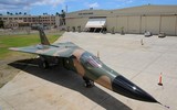 Tại sao chiến đấu cơ F-111 Aardvark được gọi là 'kỳ quan công nghệ'?