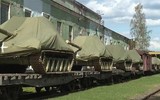 Thấy gì qua việc Nga chuyển thêm 8 xe tăng T-90 ra tiền tuyến?