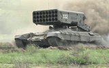 Hệ thống phun lửa hạng nặng TOS-1A Solntesepek giúp Nga thay đổi cục diện chiến trường